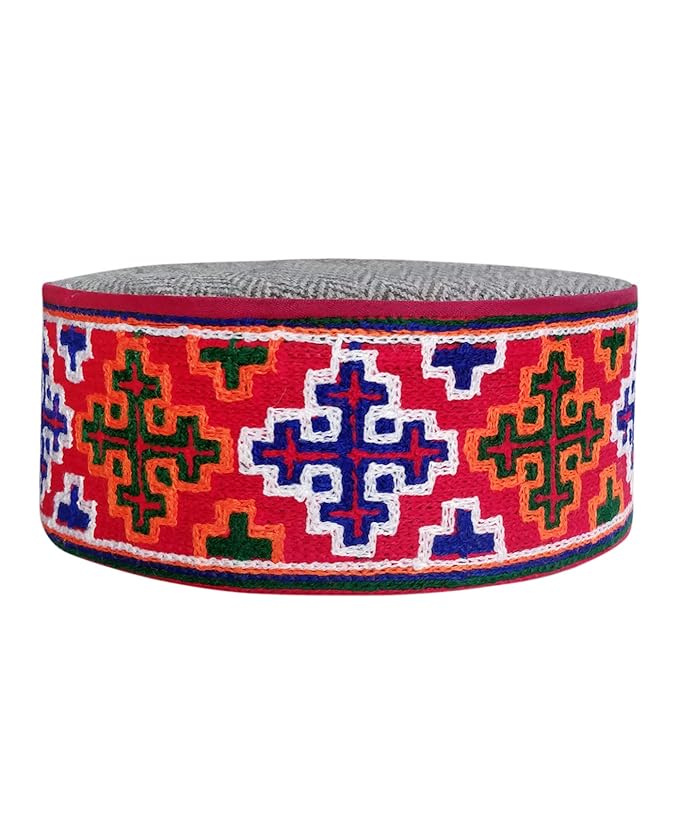 himachali cap Kullu Patti Woolen Topi/Cap mor panja design 200.00 aruna kullu handloom