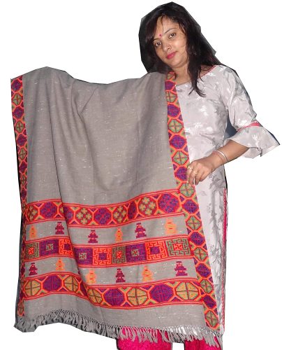 Original Kinnauri shawl triple border grey 11900.00 aruna kullu handloom