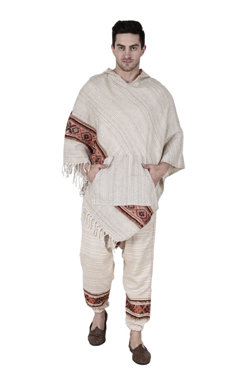 Combo pajama and poncho white singal patti 1349.00 aruna kullu handloom