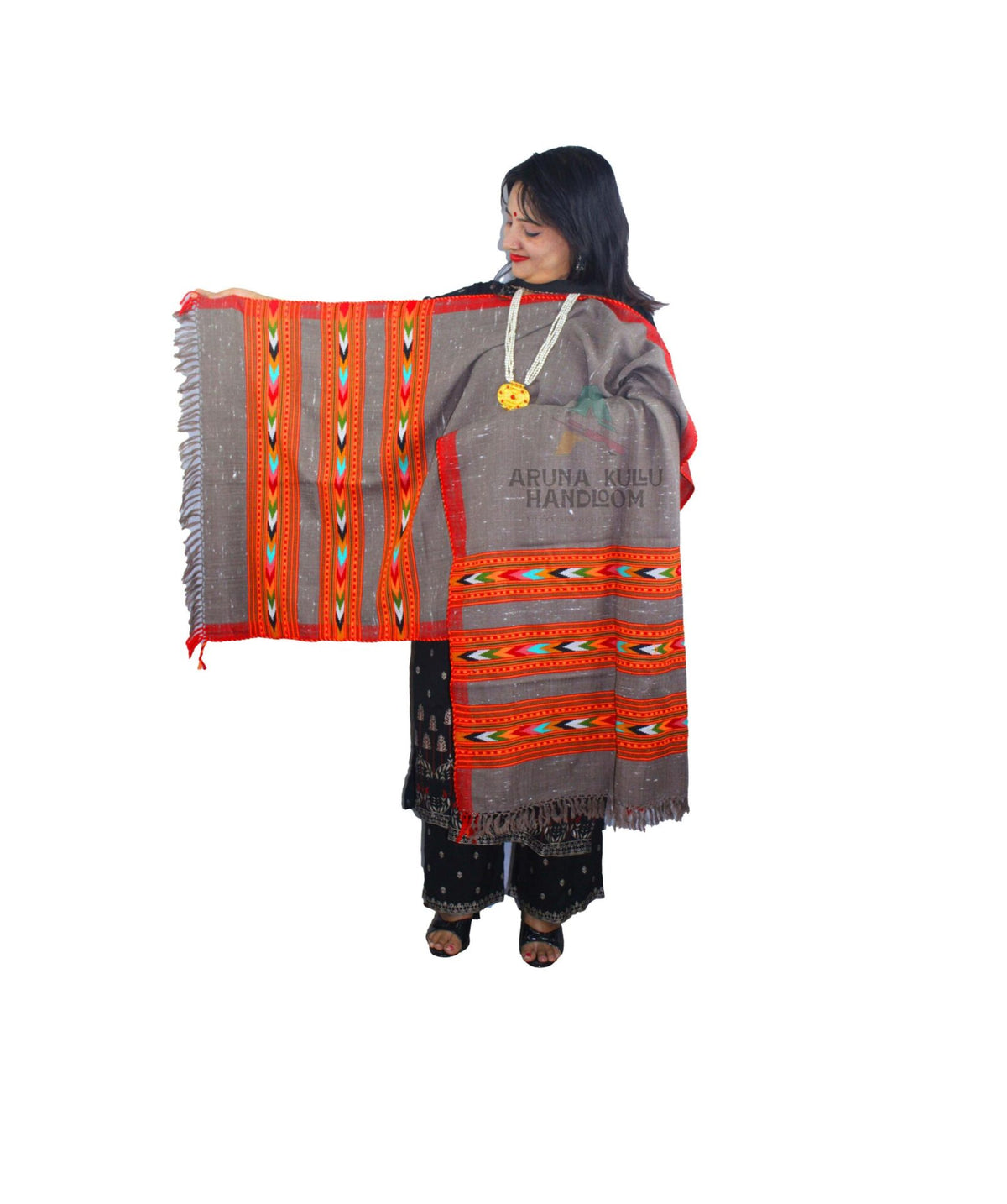 stoles for women PURE WOOL HAND WOVEN TRIPLE BORDER KULLU STOLE FOR WOMEN AND GIRLS GARK GREY 850.00 aruna kullu handloom