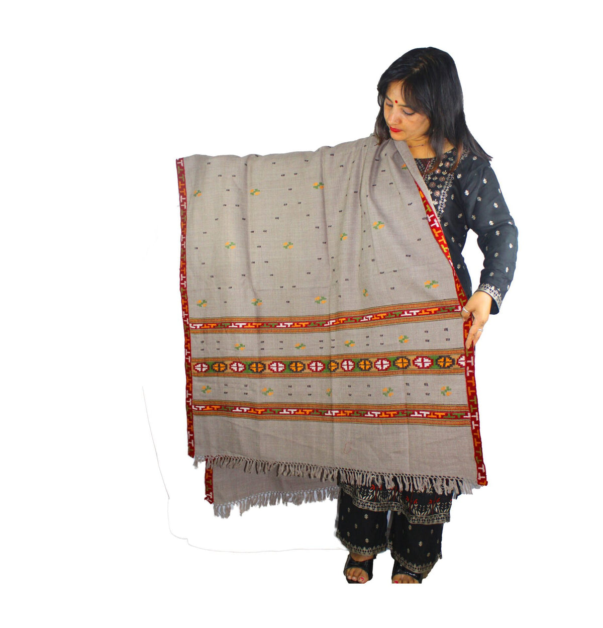 manali shawl PURE YAK WOOL TRIPLE BORDER ORIGINAL KULLU SHAWL LIGHT GREY 2099.00 aruna kullu handloom