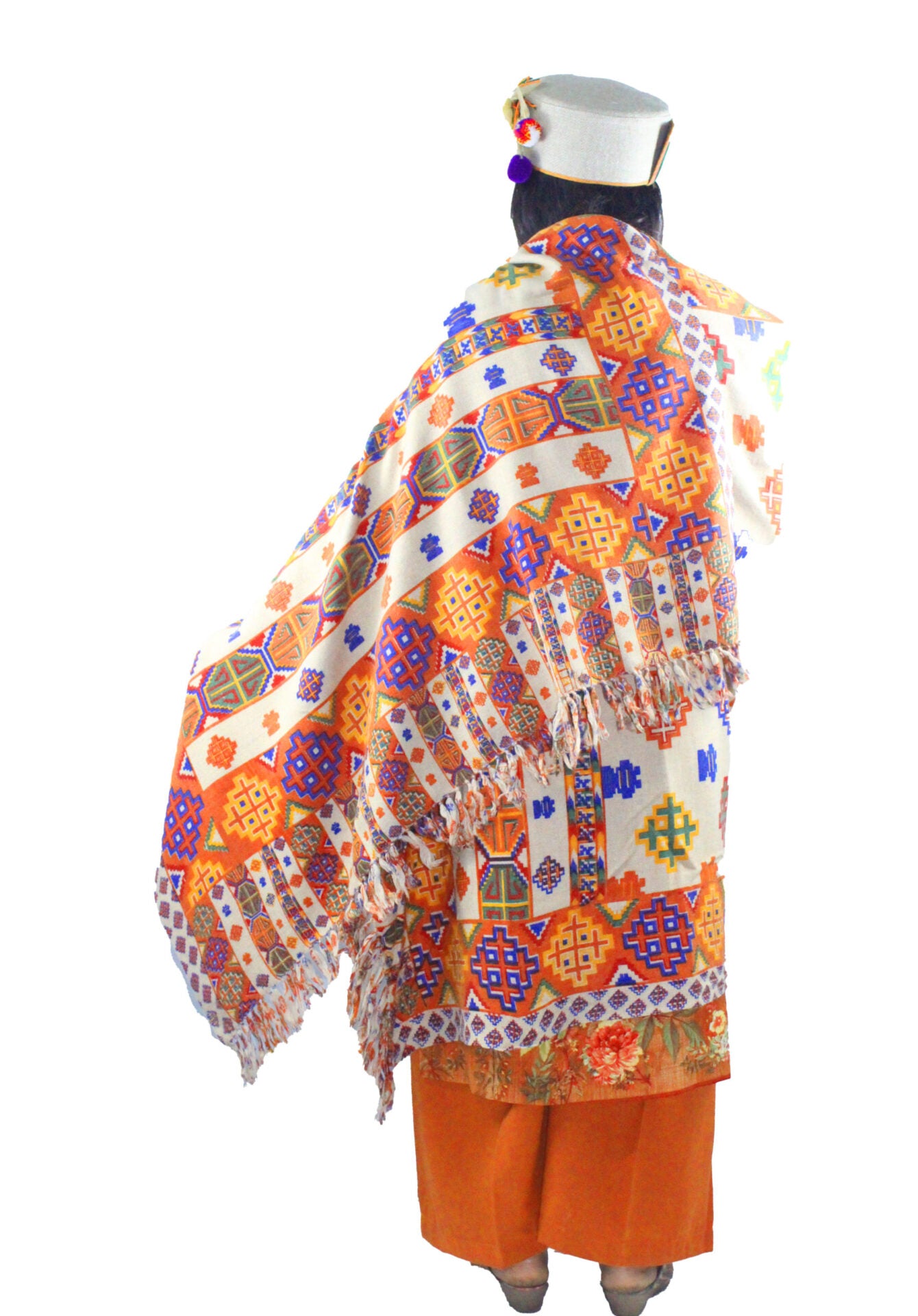 shawls in kullu manali shawl factory Pahadi shawl