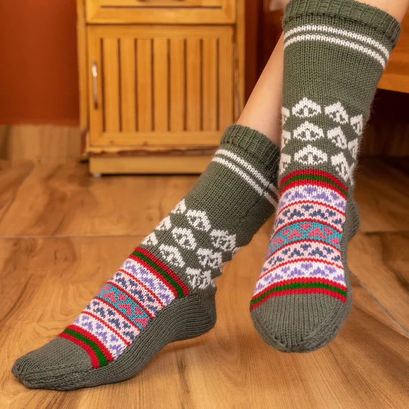 kullu socks and kullu lace borders