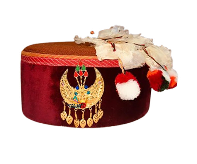 The aruna kullu handloom Artificial Handcrafted Himachali Kalgi for Himachali Topi features a decorative golden brooch with white feathers and colorful pom-poms, perfect for traditional maroon caps. Set against a white background.