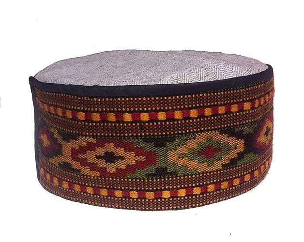 Handmade lehar design kullu border cap 599.00 aruna kullu handloom