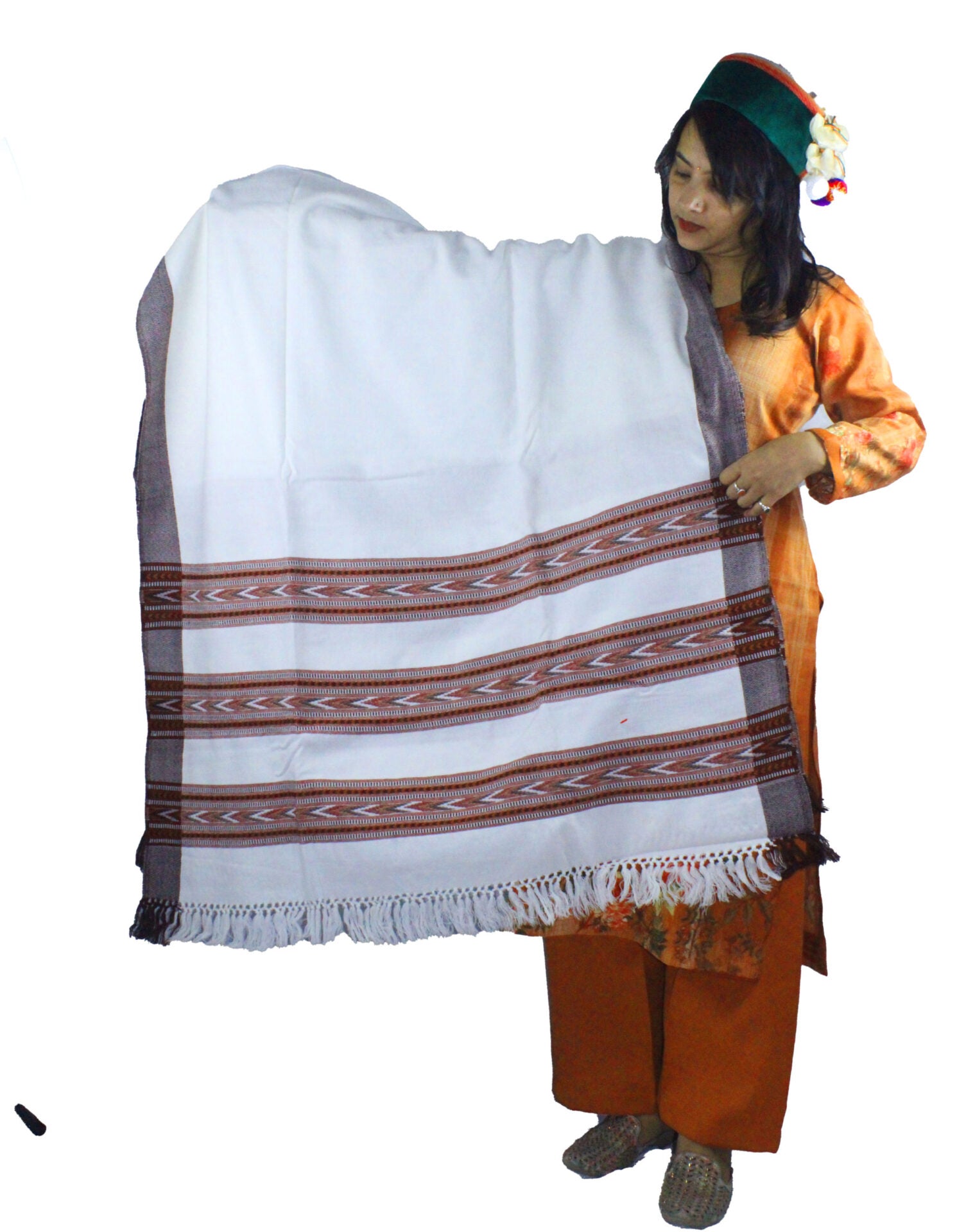himachal shawls online ANGORA Shawl for Women and Girls WHITE COLOR 1399.00 aruna kullu handloom