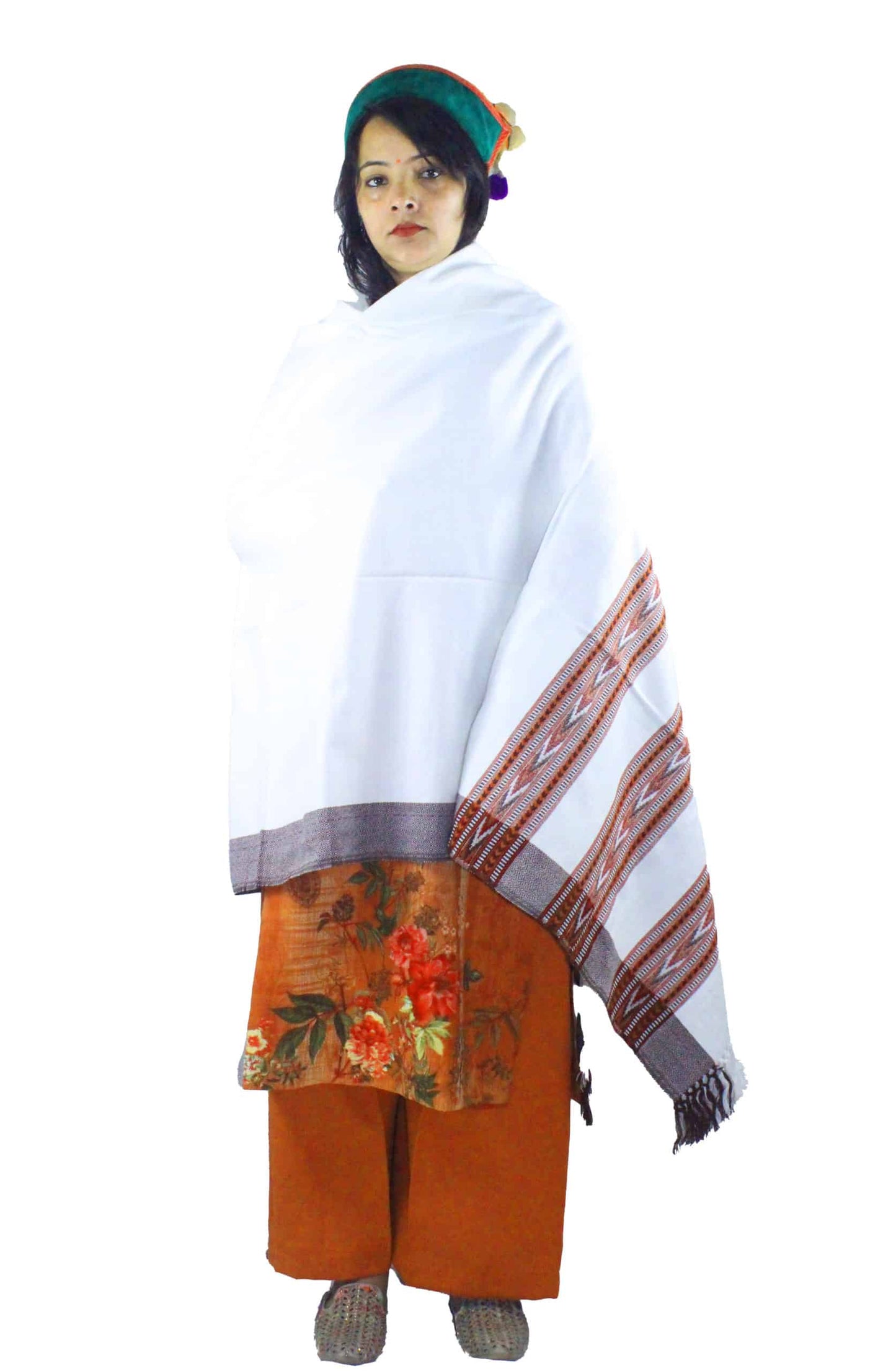 himachal shawls online available in different colors and design. himachal shawl price kullu shawl gi tag best shawl shop in kullu Pahadi shawl
