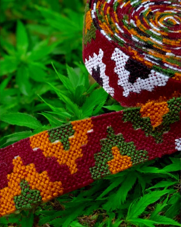 Six-meter long temple design border patti, 2 cm width, for suits and shawls.