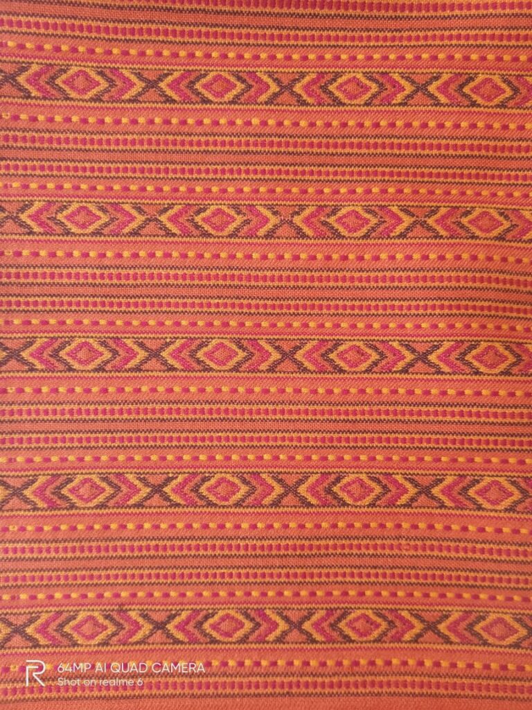 ARUNA KULLU HANDLOOM