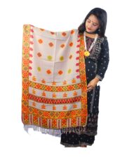 kullu manali famous items kullu shopping market kullu manali famous shopping shawl factory kullu trishla shawl factory kullu kullu shawls