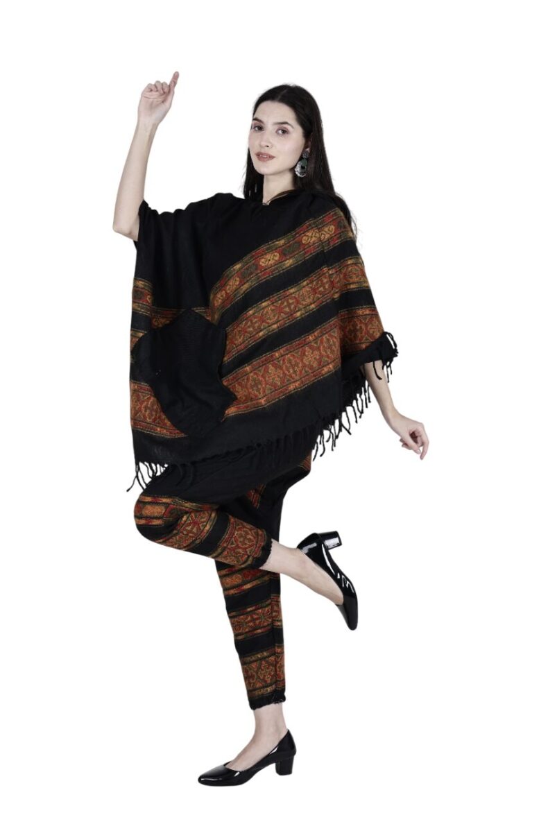 kullu shawl combo poncho and pajama black 3 patti - Image 2